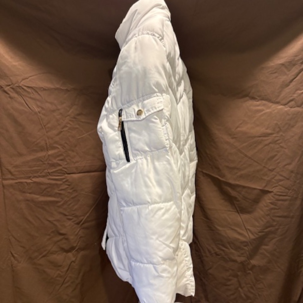 White Winter Jacket - Picture 3 of 6